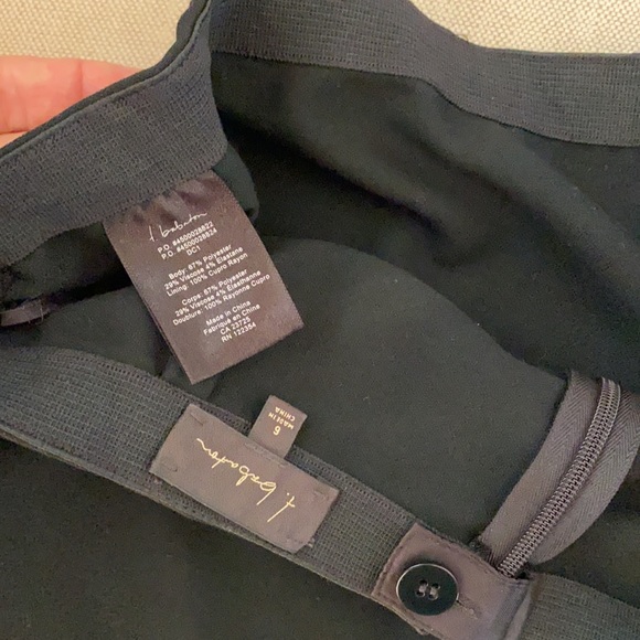 T. Babaton Black Skirt Aritzia - Picture 6 of 6